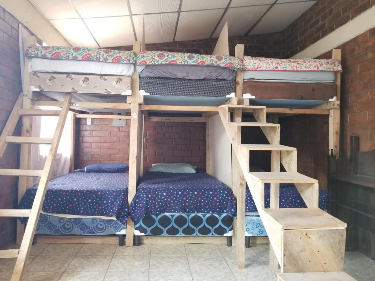 אנטיגואה גואטמלה Hostal La Esperanza מראה חיצוני תמונה